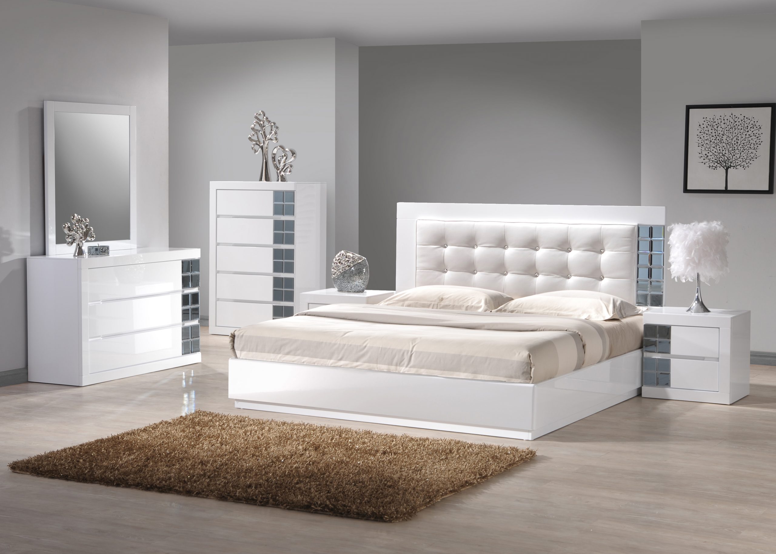 White And Mulberry Bedroom Decor