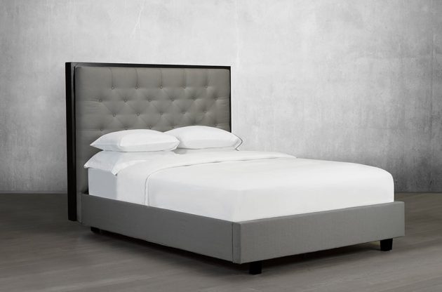 R132 Queen size bed