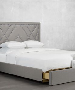 Alternative view of R157 Bed