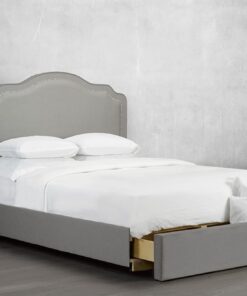 Alternative view of R193 Bed