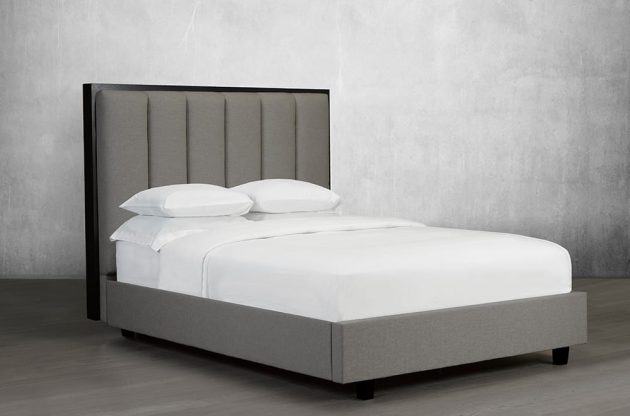 R131 queen size bed - Image 3