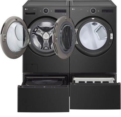 Alternative view of LG WM6700HBA & DLEX6700B Washer Dryer