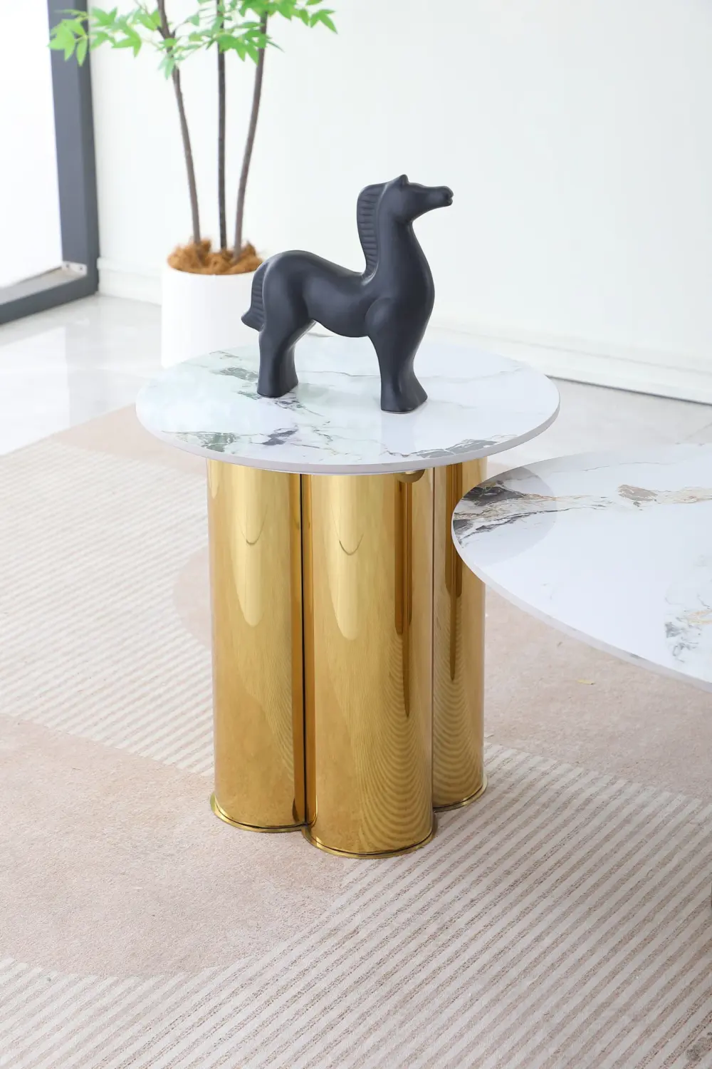 Alternative view of 407 – COFFEE TABLE