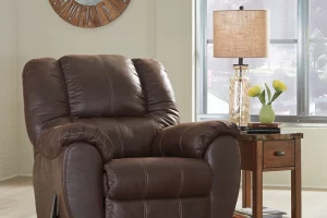 Alternative view of McGann Recliner