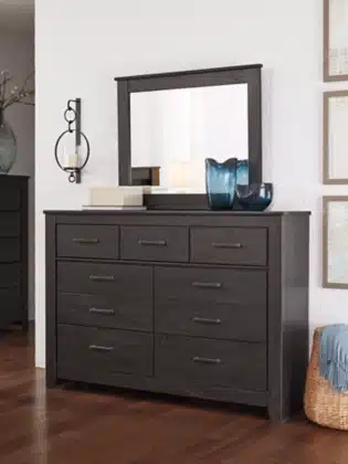 Brinxton Queen Panel Bedroom Set - Image 10