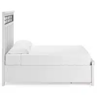 Ashbryn Bedroom Set - Image 9