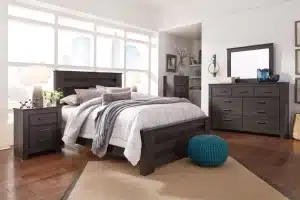 Alternative view of Brinxton Queen Panel Bedroom Set