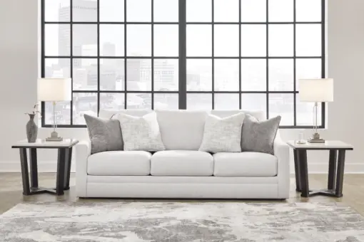 Alternative view of Maitelynn Sofa